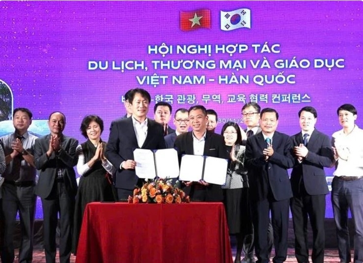 Vietnam, RoK expand tourism cooperation